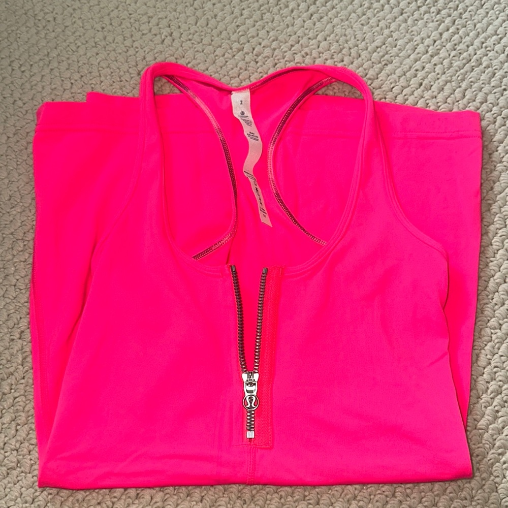 Pink lululemon zippered tank size 2
